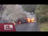 Incendian vehículos  en Michoacán tras operativo contra Los Viagras / Titulares