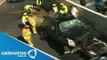 Sobrevive automovilista luego de caer 7 metros en su camioneta en segundo piso de Periférico