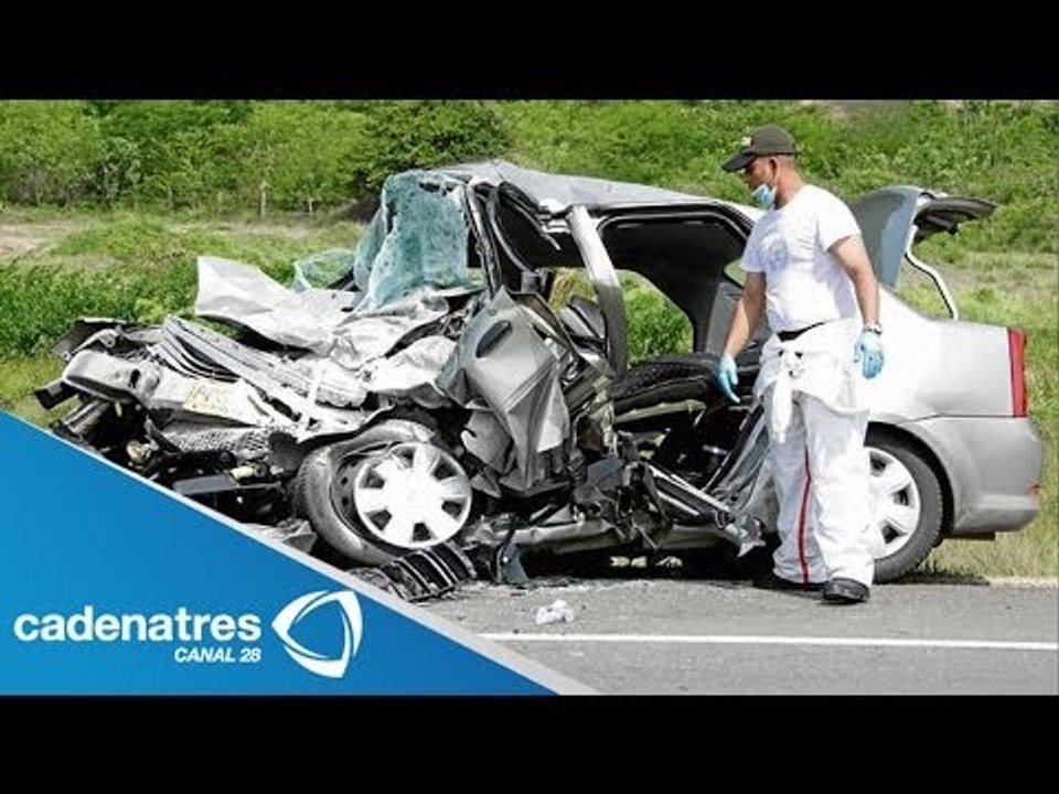 Automóvil conducido a exceso de velocidad queda destrozado en calles capitalinas (VIDEO)