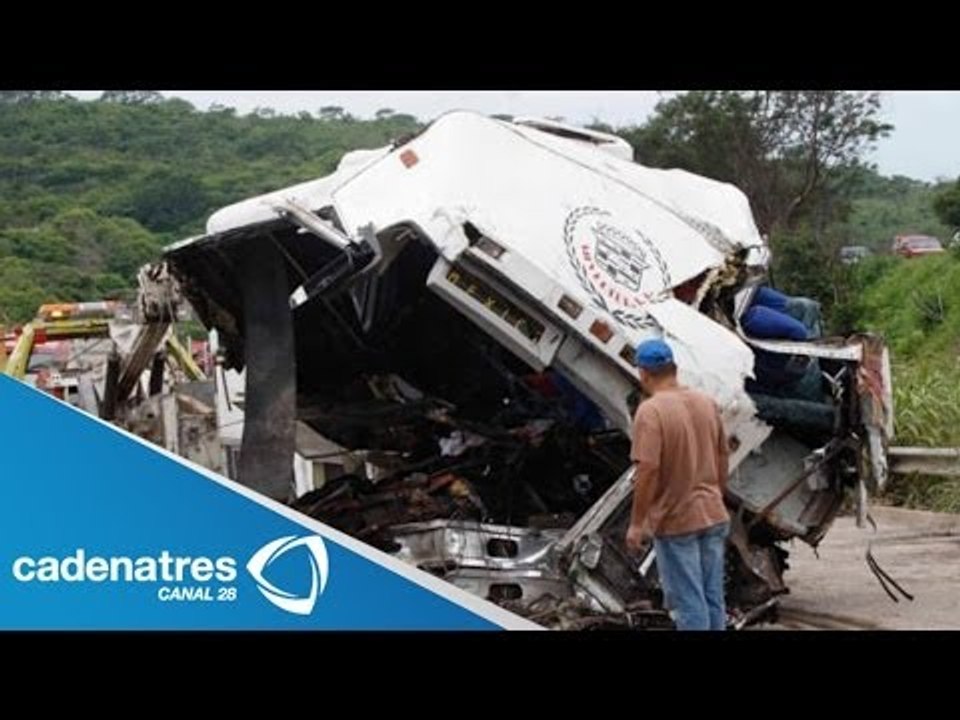 Accidente en carretera Toluca-Tenango, deja cuatro personas muertas