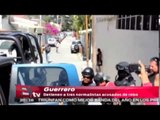 Detienen en Guerrero a normalistas acusados de robo / Paola Virrueta
