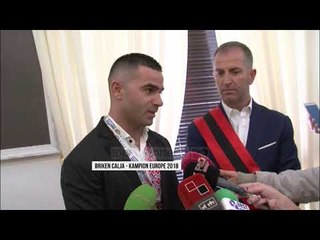 Calja shpallet “Qytetar Nderi” i Cërrikut  - Top Channel Albania - News - Lajme