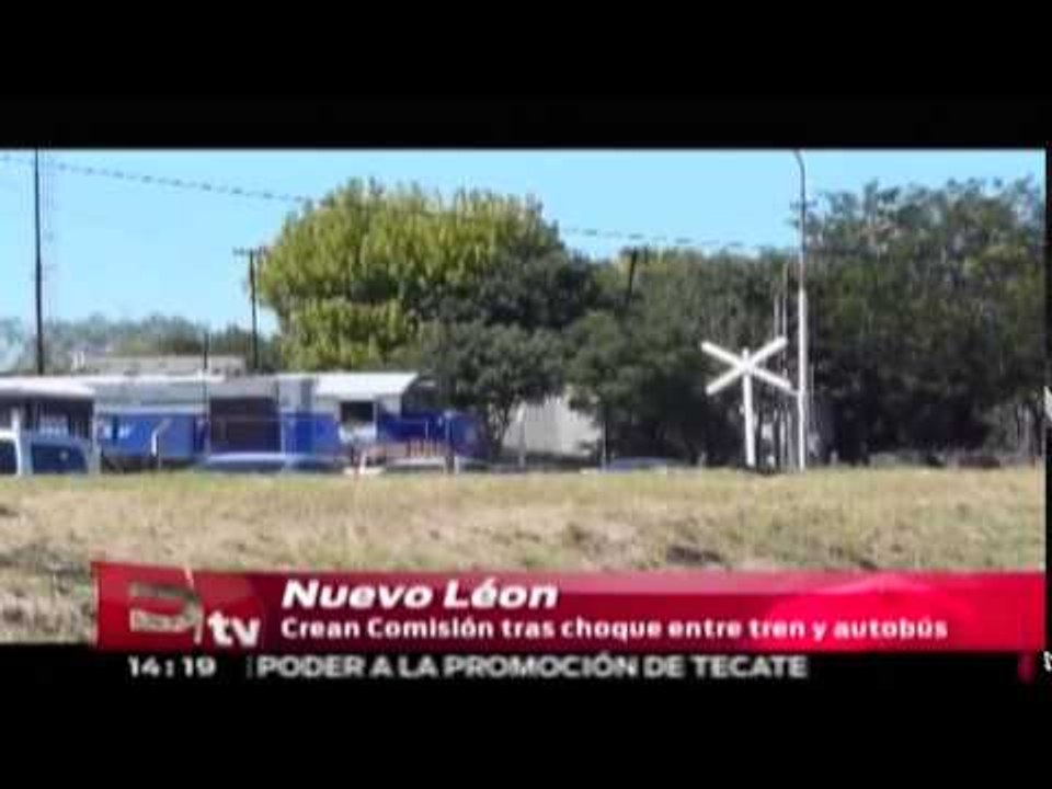 Crean en Nuevo León comisión tras choque entre tren y autobús / Titulares de la tarde