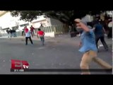 Enfrentamiento entre normalistas y policías en Chilpancingo / Excélsior