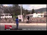 Normalistas atacan instalaciones de 35  Zona Militar en Chilpancingo