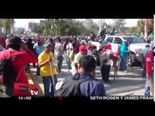 Policía federal retira bloqueo en Acapulco / Titulares de la tarde