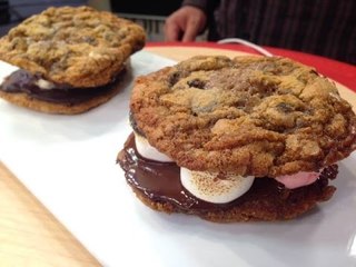 Galletas de chocolate con malvaviscos
