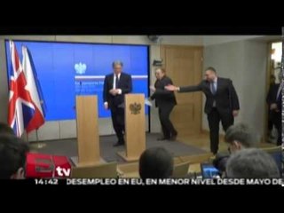 Unión europea sancionará a Rusia si rompe acuerdos / Titulares de la tarde