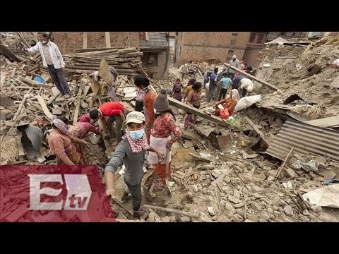 Jorge Flores, el periodista varado en Nepal, no tiene fecha de regreso / Titulares de la noche