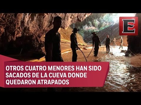 Suman 8 niños rescatados de cueva en Tailandia
