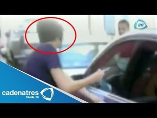 ¡¡Lady de Querétaro!! Mujer agrede a policía tras ser multada (VIDEO)