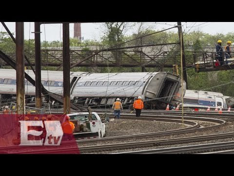 Exceso de velocidad provocó el descarrilamiento del tren en Filadelfia / Excélsior Informa