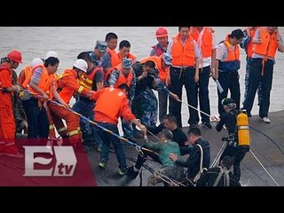 Registran la muerte de más de 70 por hundimiento de barco en China / Titulares de la tarde