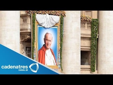 Detalles de la canonización de Juan Pablo II y Juan XXIII / canonization of John Paul II