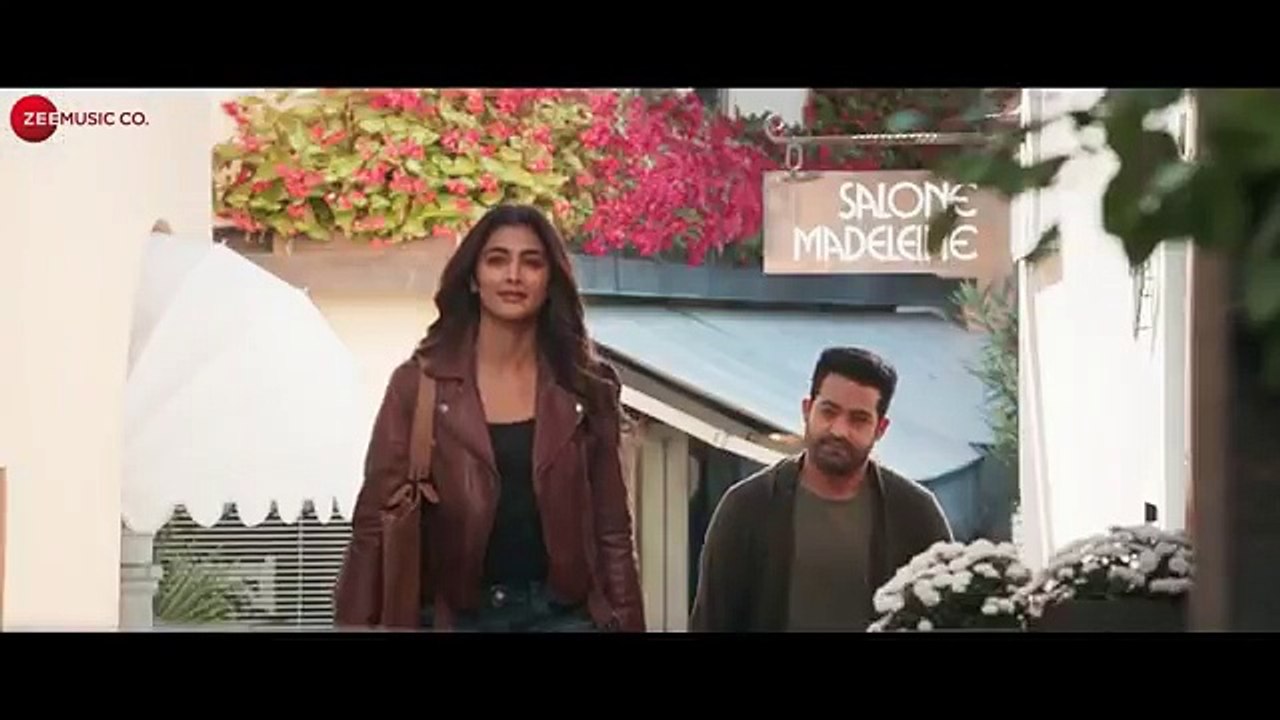 Anaganaganaga Song Promo | Aravindha Sametha | Jr. NTR, Pooja Hegde