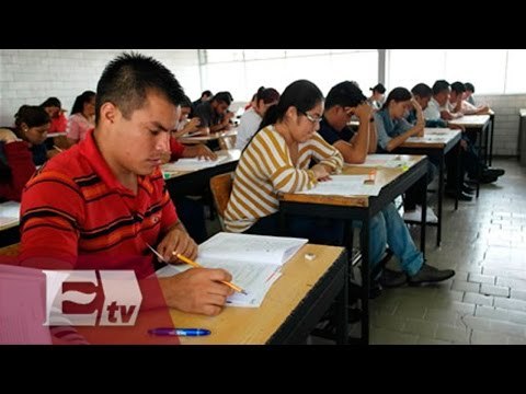 CNTE impide evaluación docente en Michoacán / Titulares de la tarde