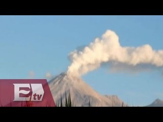 Volcán de Colima arroja material incandescente / Vianey Esquinca