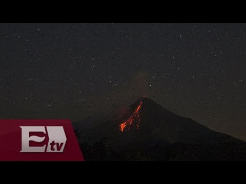 Analizan toxicidad de agua en manantiales por actividad del volcán de fuego / Titulares de la tarde