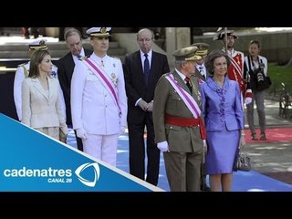 Juan Carlos I asiste a su último Día de las Fuerzas Armadas como Rey