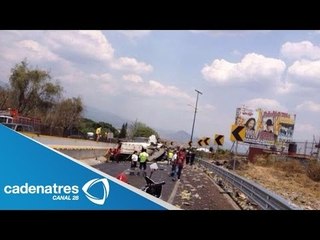IMPRESIONANTE accidente en carretera México- Acapulco deja un muerto