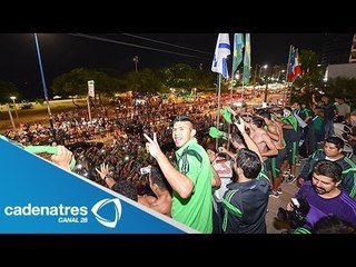 Mexicanos se reúnen en Fortaleza para apoyar a su selección