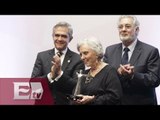 Reconocen a  Placido Domingo y a Elena Poniatowska con un 