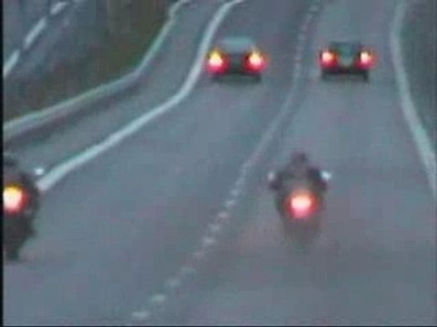 Suzuki gsx 1300r hayabusa turbo vs kawasaki zx-12r