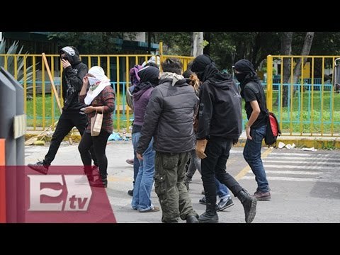 Porros liberan instalaciones del CCH Vallejo / Vianey Esquinca