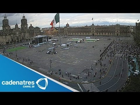 Protestan comerciantes en Zócalo por cambios en Hoy no circula / Cambios en Hoy no circula