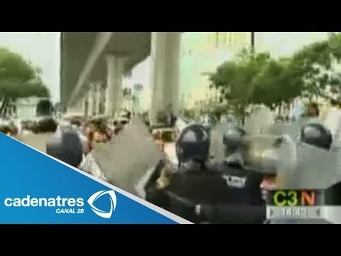 SSP retira a comerciantes que bloquean Periférico Sur / SSP removed that block traders Peripheral