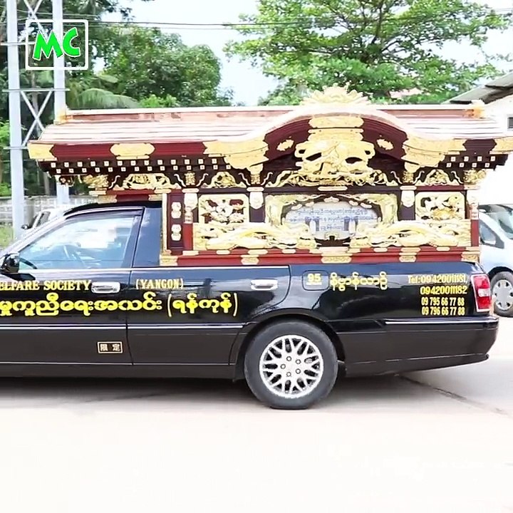 သ႐ုပ္ေဆာင္ မင္းေသြး ရဲ့ ႐ုပ္အေလာင္းကို ေရေ၀းသုသာန္သို႔ ပို႔ေဆာင္