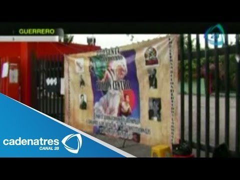 CNTE toman oficinas centrales de la SEP en Guerrero / CNTE take in Guerrero headquarters SEP