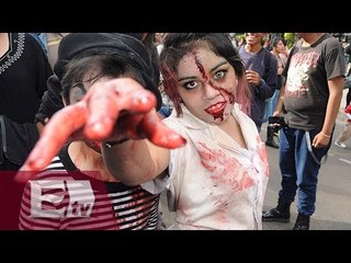 Zombies se pasean por las calles del DF