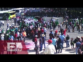 Campesinos colapsan Paseo de la Reforma nuevamente / Yazmín Jalil