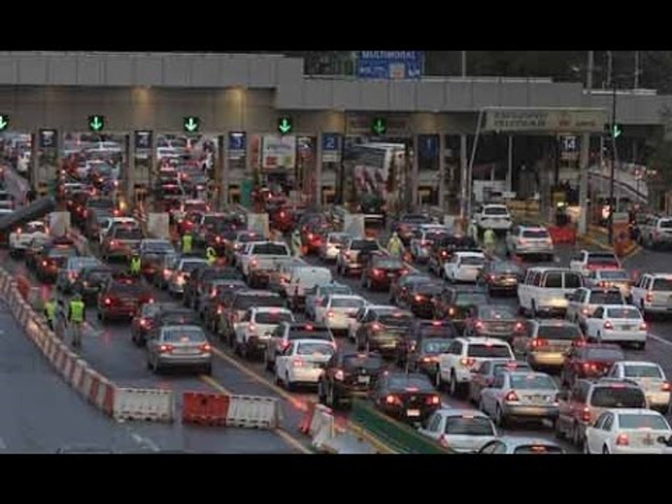 Vacacionistas comienan a abarrotar la caseta México-Cuernavaca