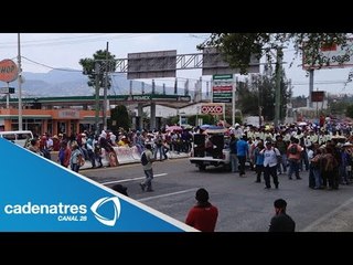 Frente de Organizaciones Sociales de Guerrero bloquea la autopista del sol