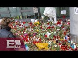 Embajada francesa en Tokio se llena de flores en homenaje a víctimas del atentado en París