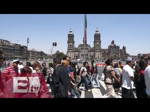 Aumenta y envejece la población del Distrito Federal/ Paola Virrueta