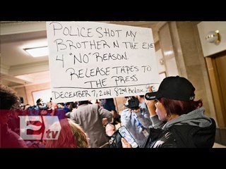 Protestantes en las calles de Chicago exigen dimisión del alcalde / Ingrid Barrera