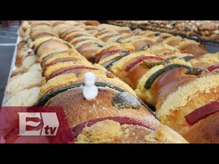 Parten megarosca de Reyes en el Zócalo capitalino/ Paola Virrueta