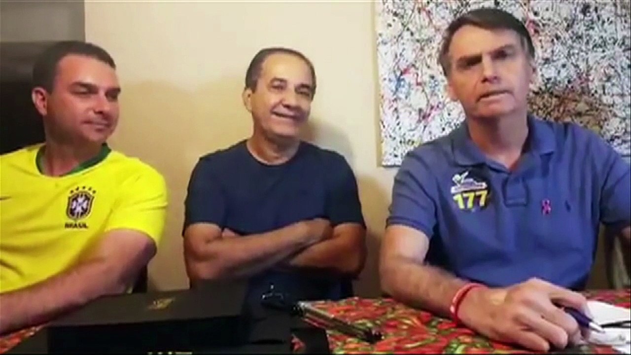 Bolsonaro pede votos