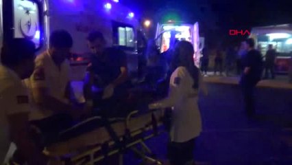 Adıyaman - Karakol Önünde Kavga: 15 Yaralı, 10 Gözaltı