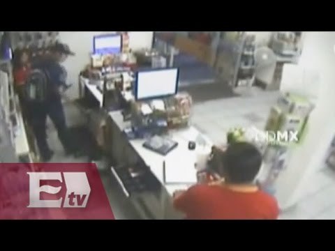Detienen a asaltante que robó tres tiendas y un microbús en la Ciudad de México / Francisco Zea