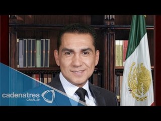 Video herunterladen: Alcalde de Iguala pide licencia tras asesinatos cometidos por la policía