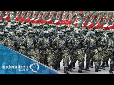 Se llevo a cabo el tradicional desfile militar en el zócalo capitalino