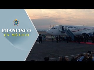 Arriba el papa Francisco al aeropuerto de Morelia rumbo a CDMX