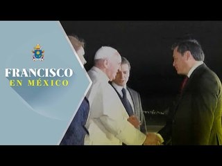 Funcionarios despiden al Papa Francisco