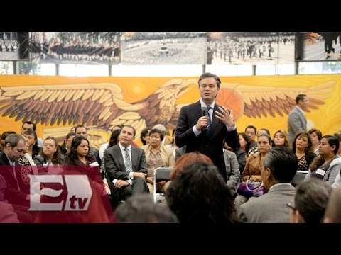 Aurelio Nuño recibe en la SEP a maestros destacados / Martín Espinoza