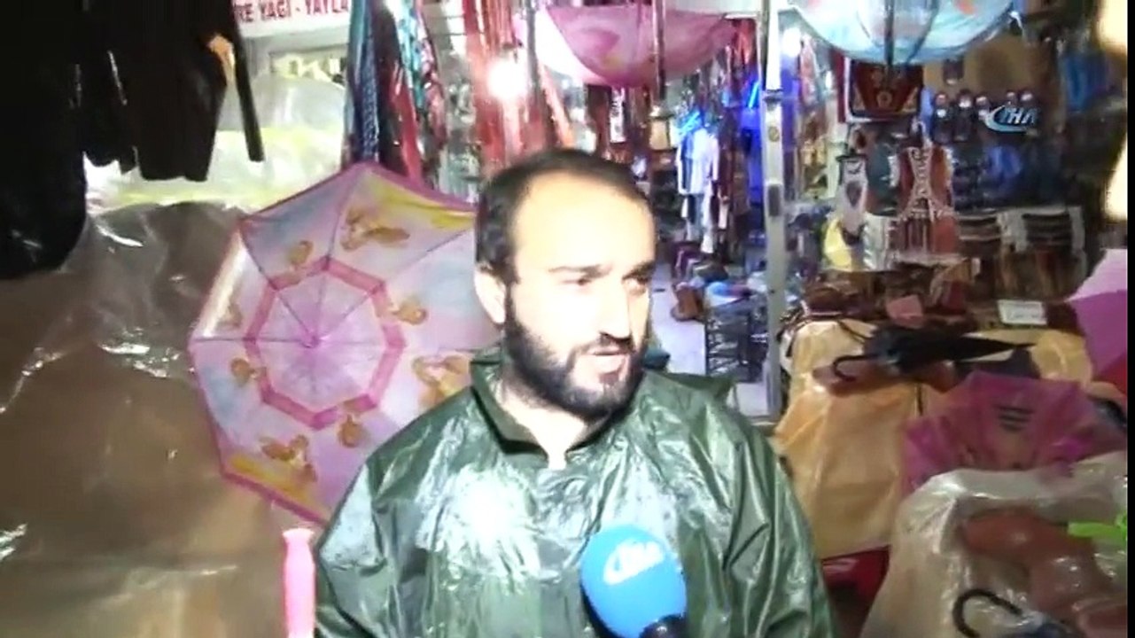 Trabzon'un Araklı İlçesinde Şiddetli Yağış Etkili Oldu