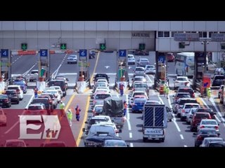 Capitalinos abarrotan casetas y abandonan la CDMX / Atalo Mata